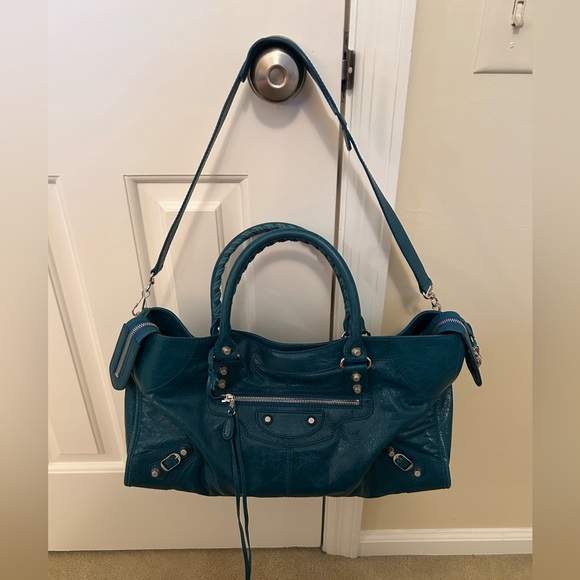🩵HTF Balenciaga Part Time Silver ToneHardware Blue Lagoon with extra Tassel NWT🩵 - Picture 4 of 14